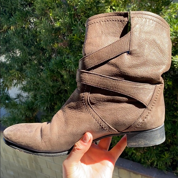 Prada ankle boots - Picture 2 of 6